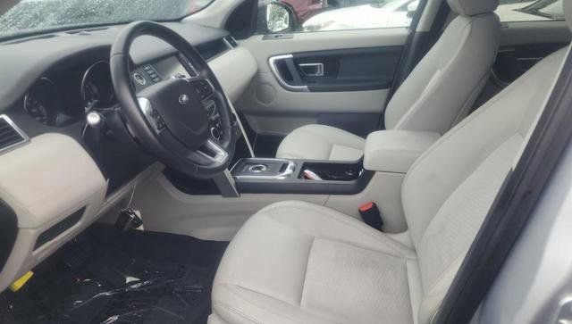 Used 2016 Land Rover Discovery Sport SE AWD/4WD image 6