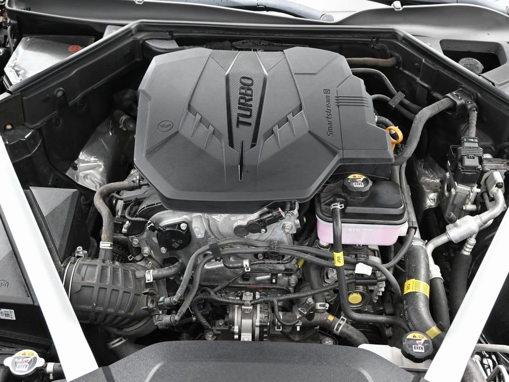 Used 2023 Kia Stinger GT-Line image 37