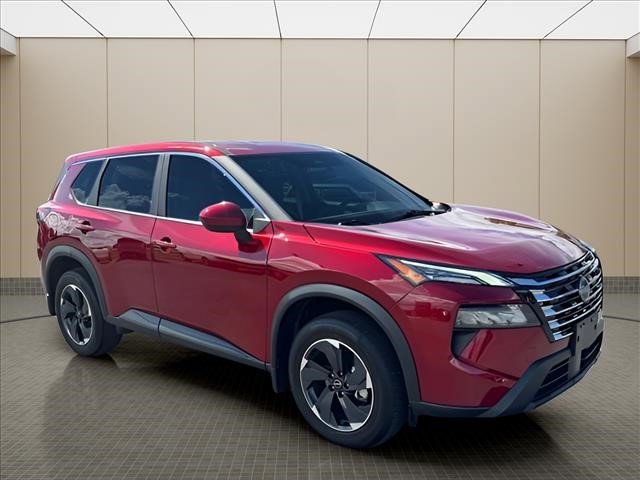 Used 2025 Nissan Rogue SV FWD image 2