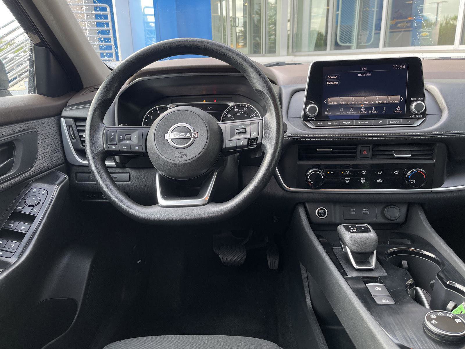 Used 2023 Nissan Rogue S AWD/4WD image 14