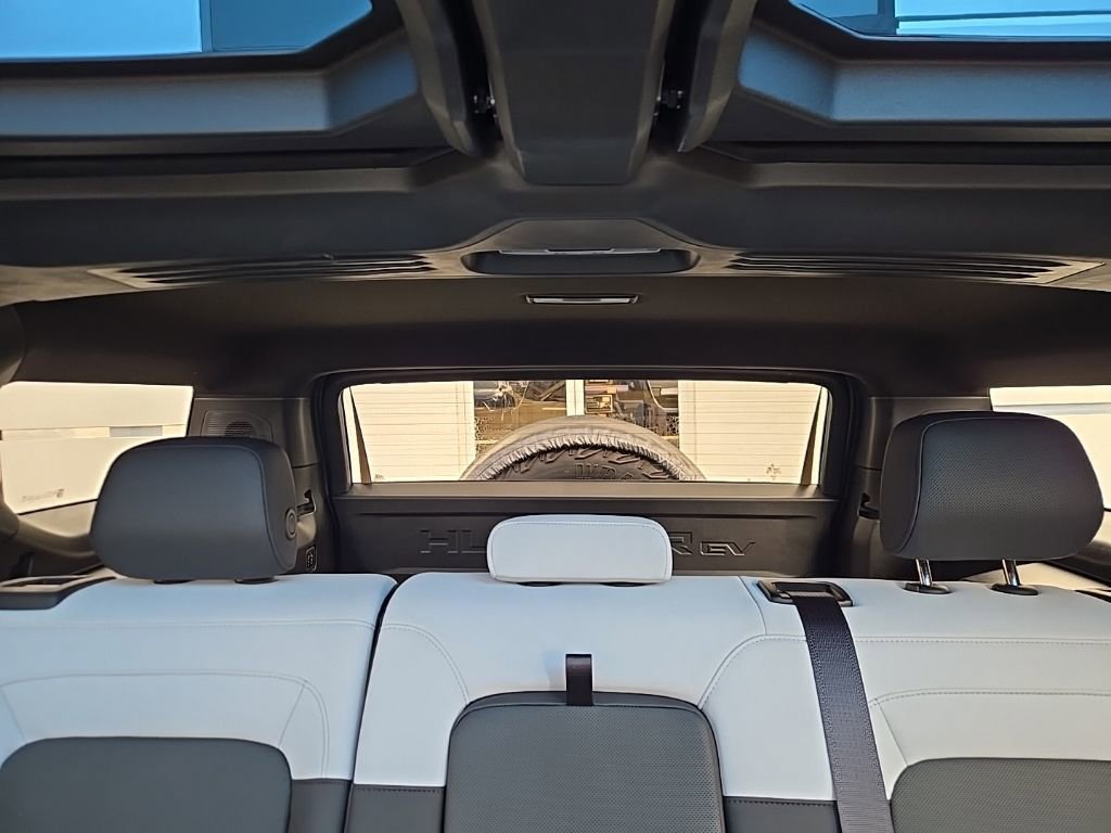 Used 2024 GMC Hummer EV 3X w/ Omega Edition image 47