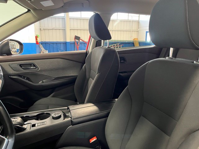 Used 2023 Nissan Rogue S AWD/4WD image 24