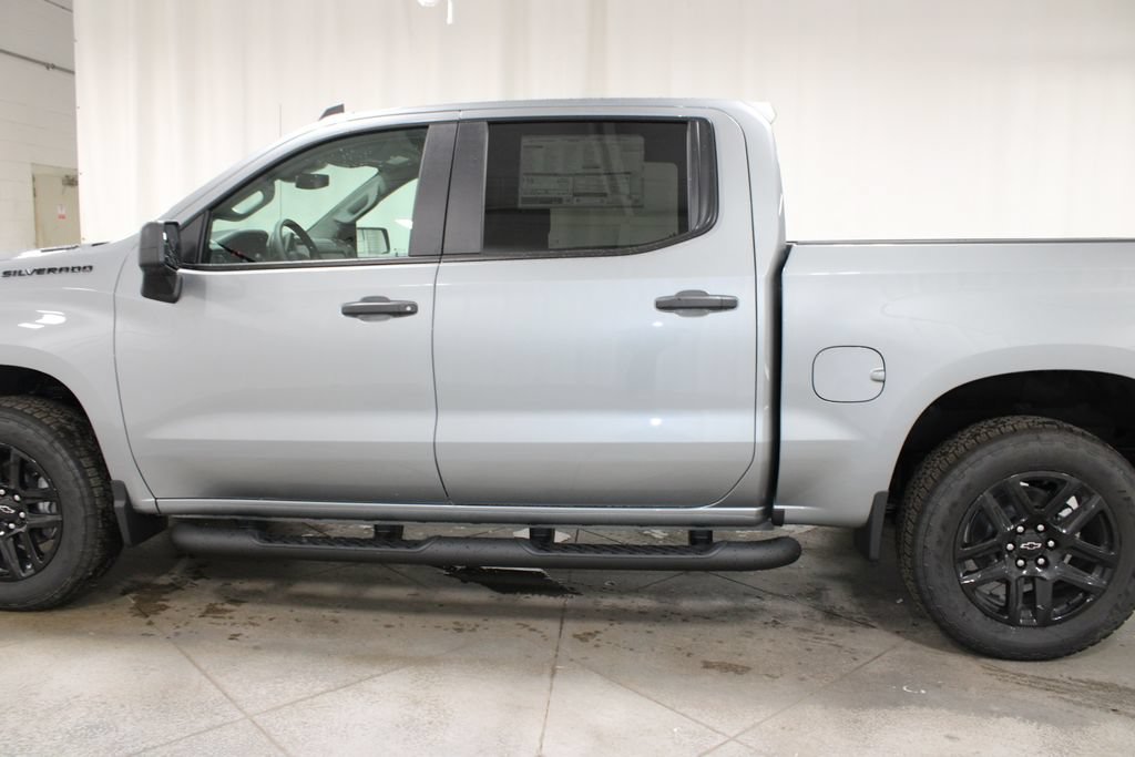 New 2026 Chevrolet Silverado 1500 Custom w/ Turbomax Blackout Package AWD/4WD image 6
