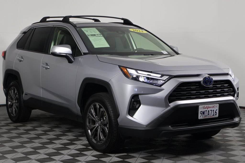 Used 2024 Toyota RAV4 XLE Premium w/ Weather Package AWD/4WD image 3
