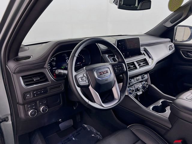 Used 2024 GMC Yukon SLT image 37