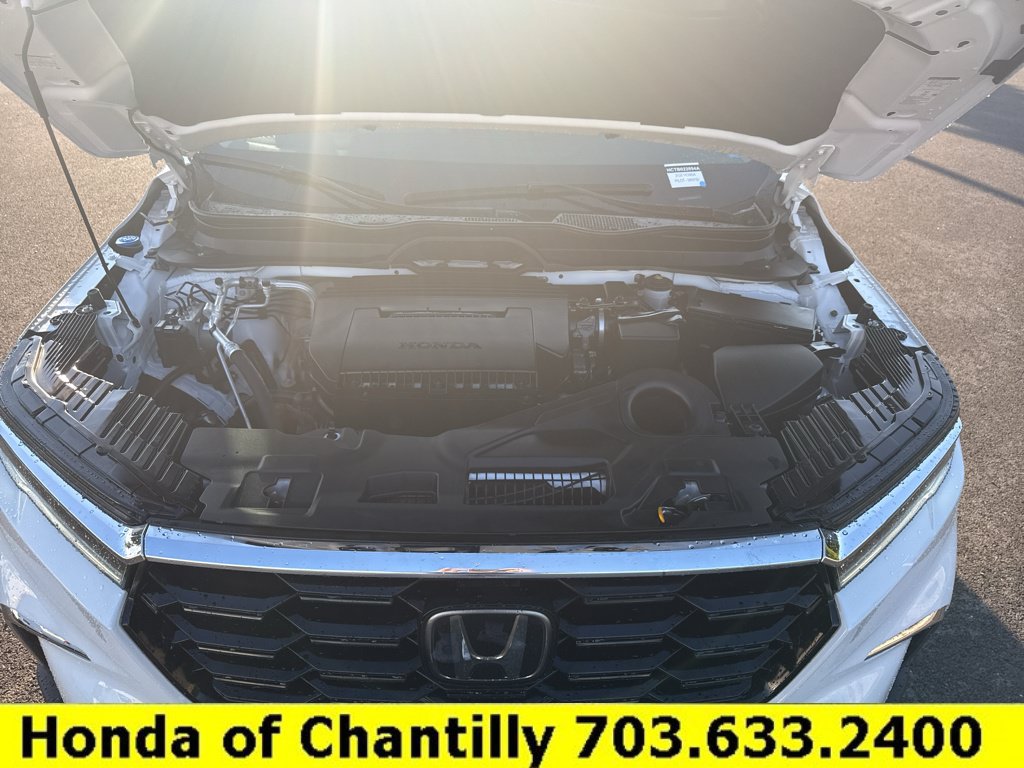 Certified 2025 Honda Pilot Touring image 32