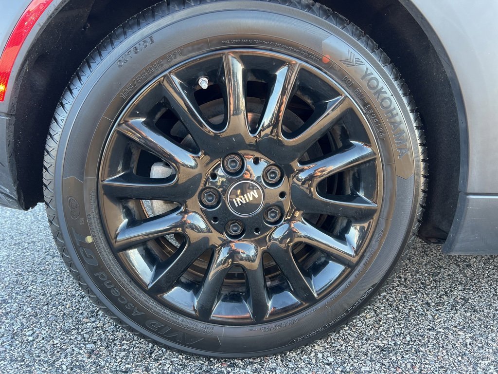 Used 2016 MINI Cooper S image 3