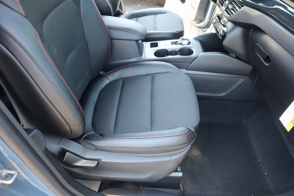 New 2026 Ford Escape ST-Line w/ Tech Pack #1 image 14