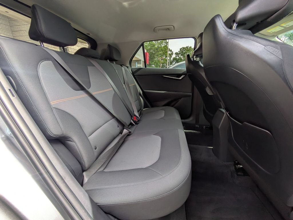 Used 2025 Kia Niro LX FWD image 29