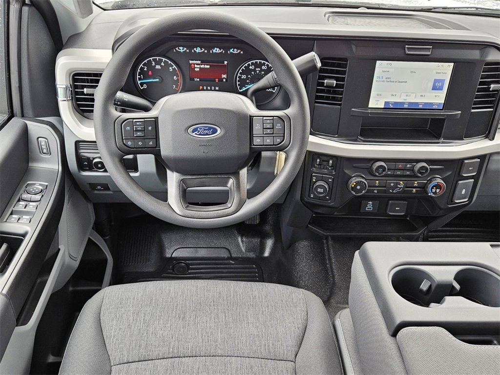 New 2026 Ford F250 4x4 Crew Cab Super Duty image 7