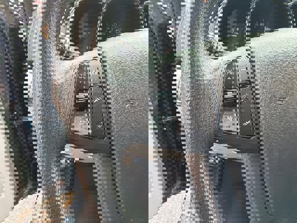 Used 2013 Kia Sorento LX w/ Value Pkg image 22