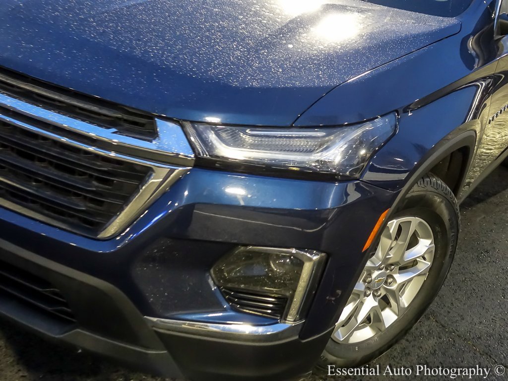 Used 2023 Chevrolet Traverse LS w/ Safety Package image 8