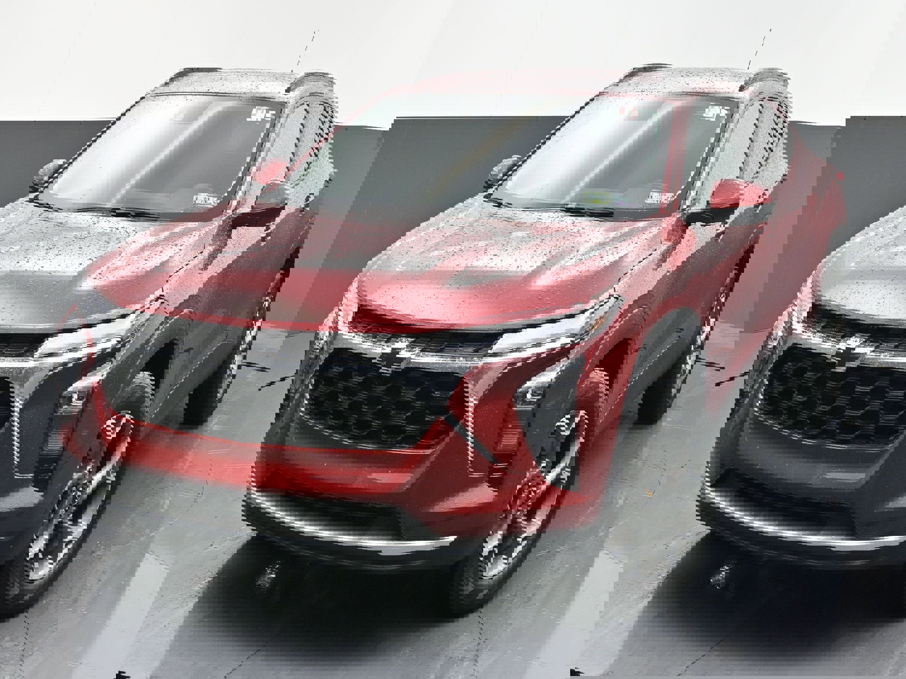 Used 2025 Chevrolet Trax LT w/ LT Convenience Package image 3