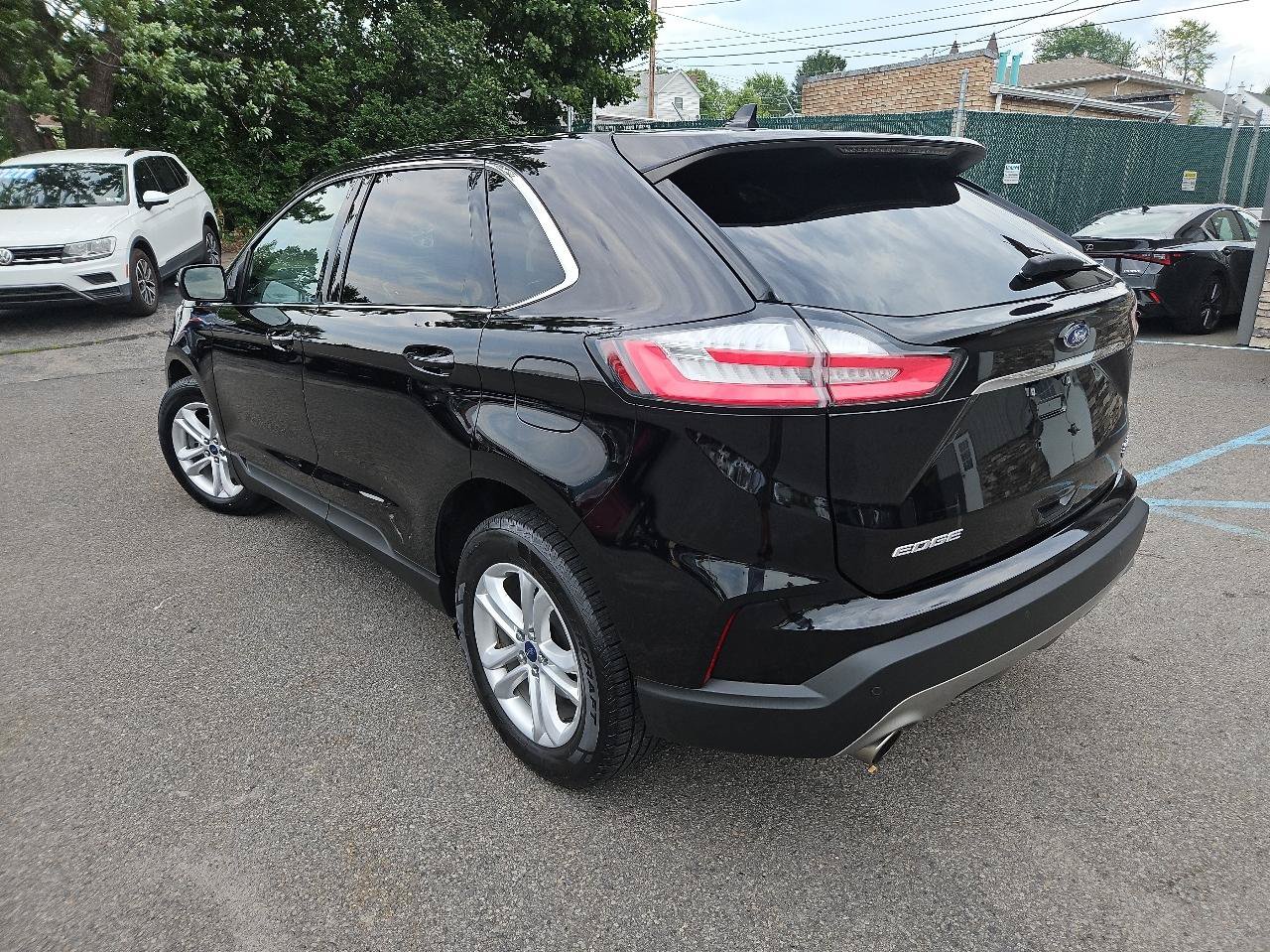 Used 2020 Ford Edge SEL w/ Convenience Package AWD/4WD image 5
