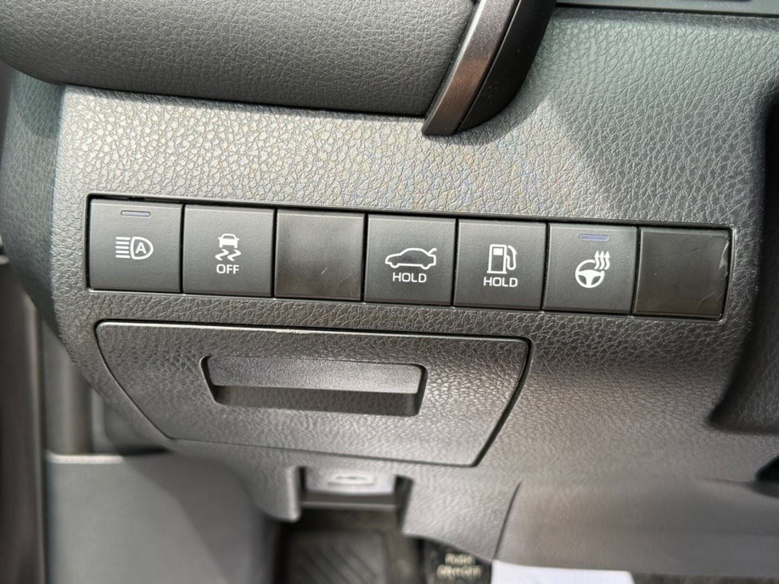 Used 2023 Toyota Camry SE FWD image 33