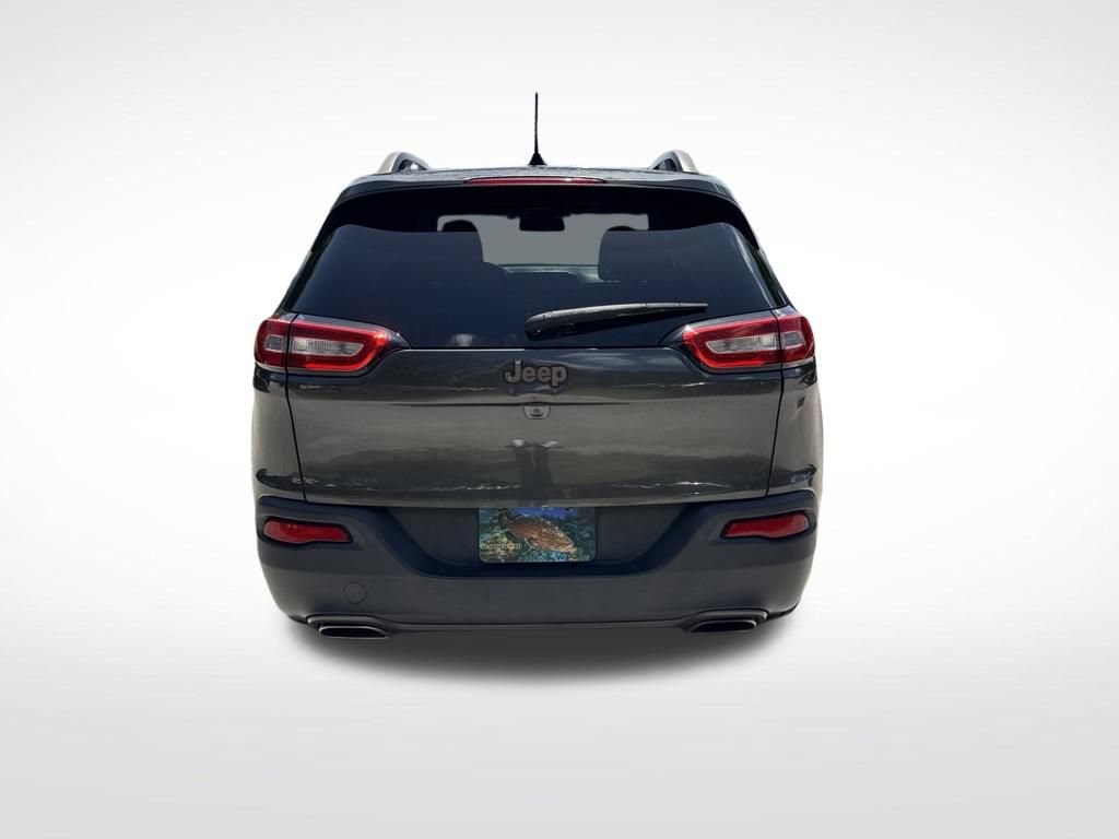 Used 2016 Jeep Cherokee 75th Anniversary FWD image 7