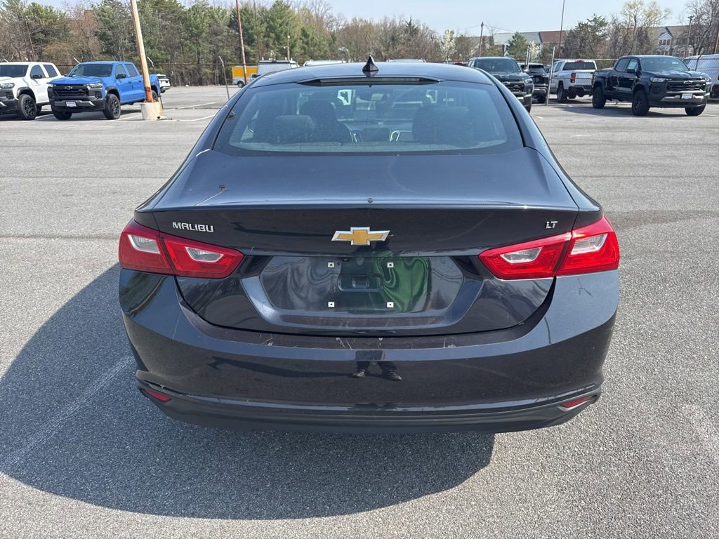 Used 2023 Chevrolet Malibu LT image 4