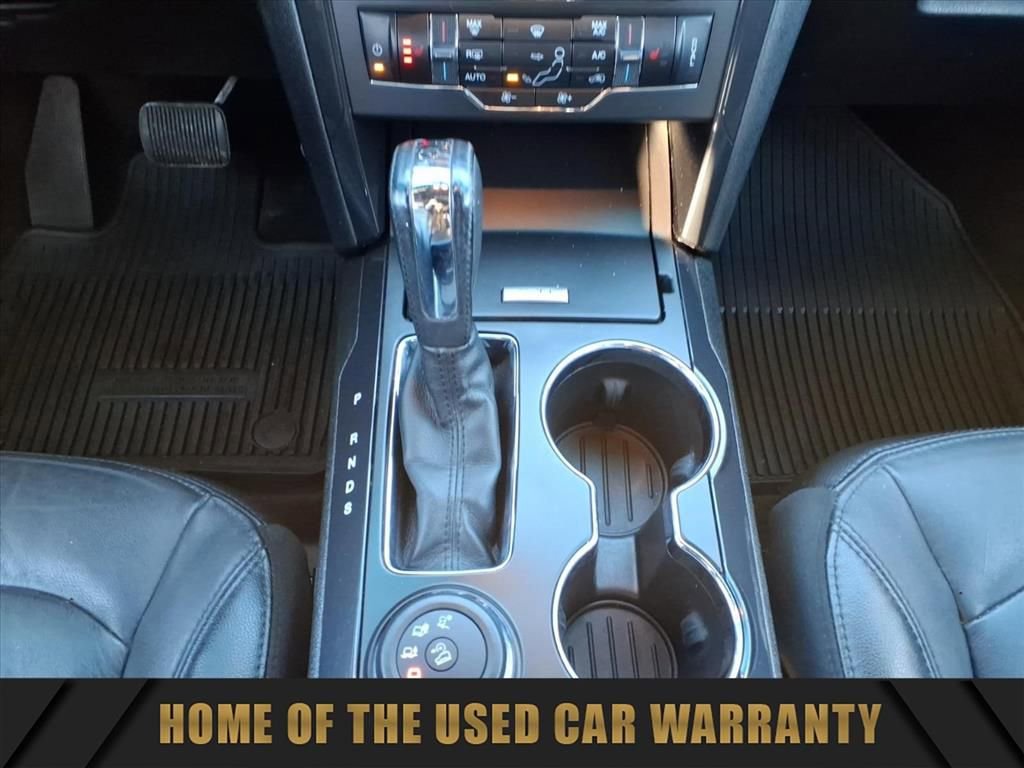 Used 2016 Ford Explorer XLT w/ Equipment Group 202A image 26