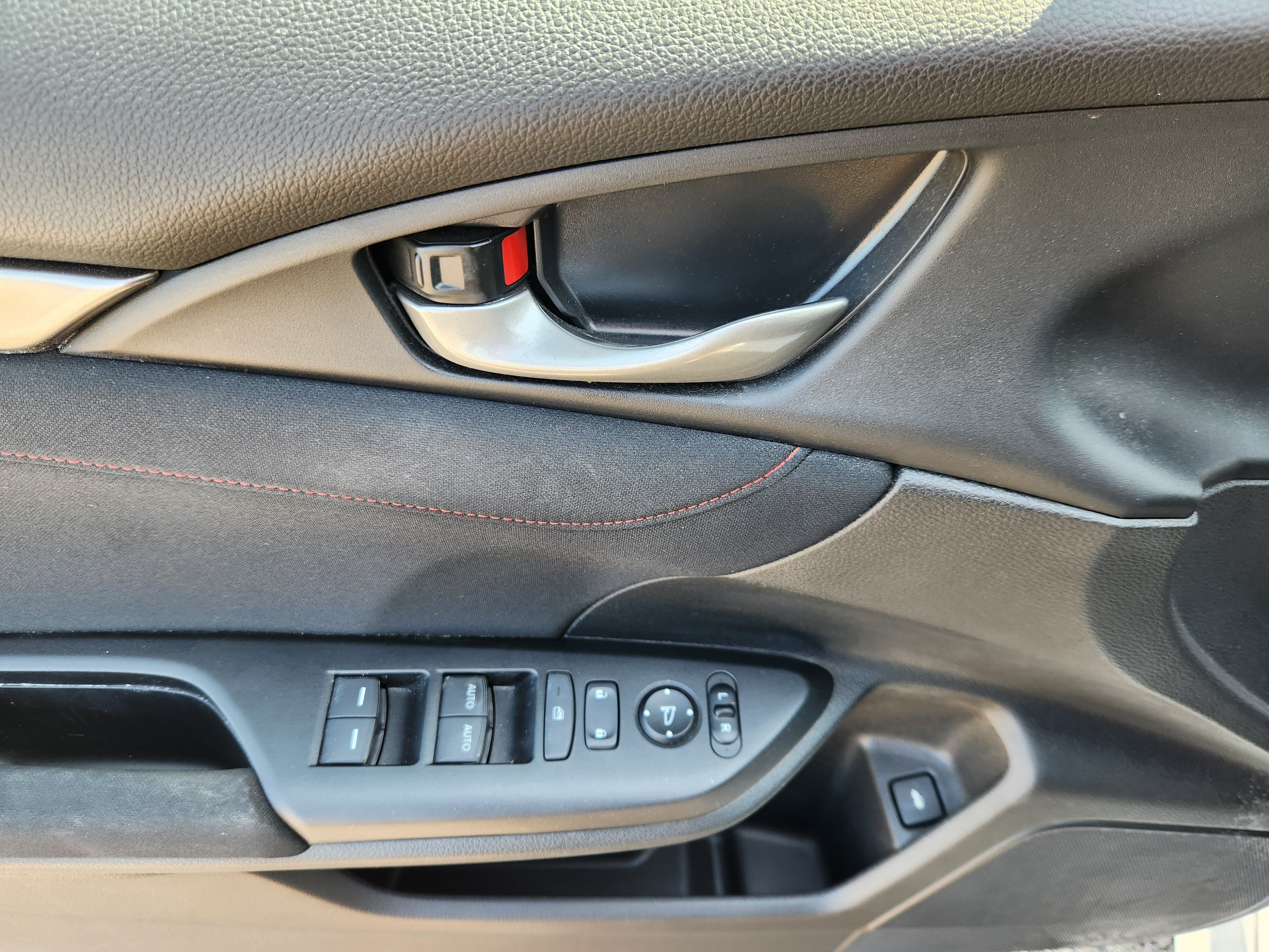 Used 2017 Honda Civic Si image 17