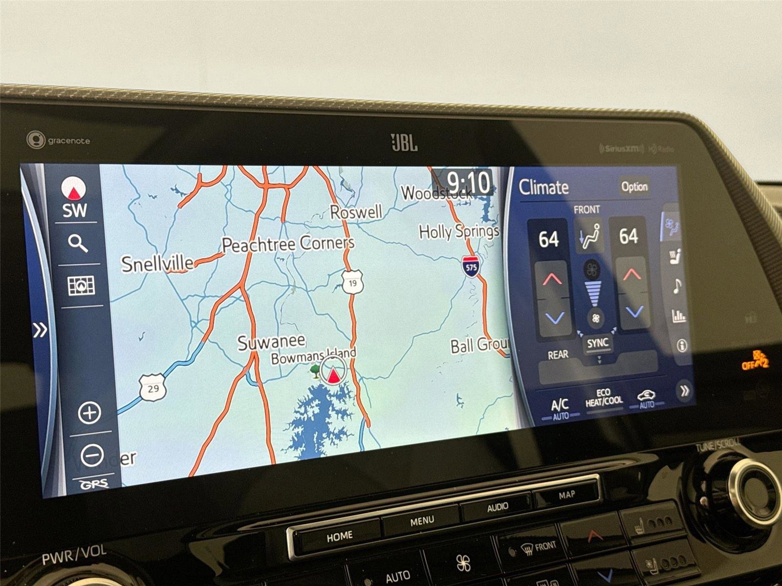 Used 2022 Toyota Highlander Platinum FWD image 7