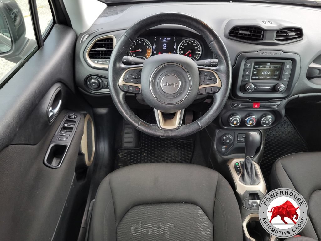 Used 2017 Jeep Renegade Latitude w/ Cold Weather Group AWD/4WD image 19