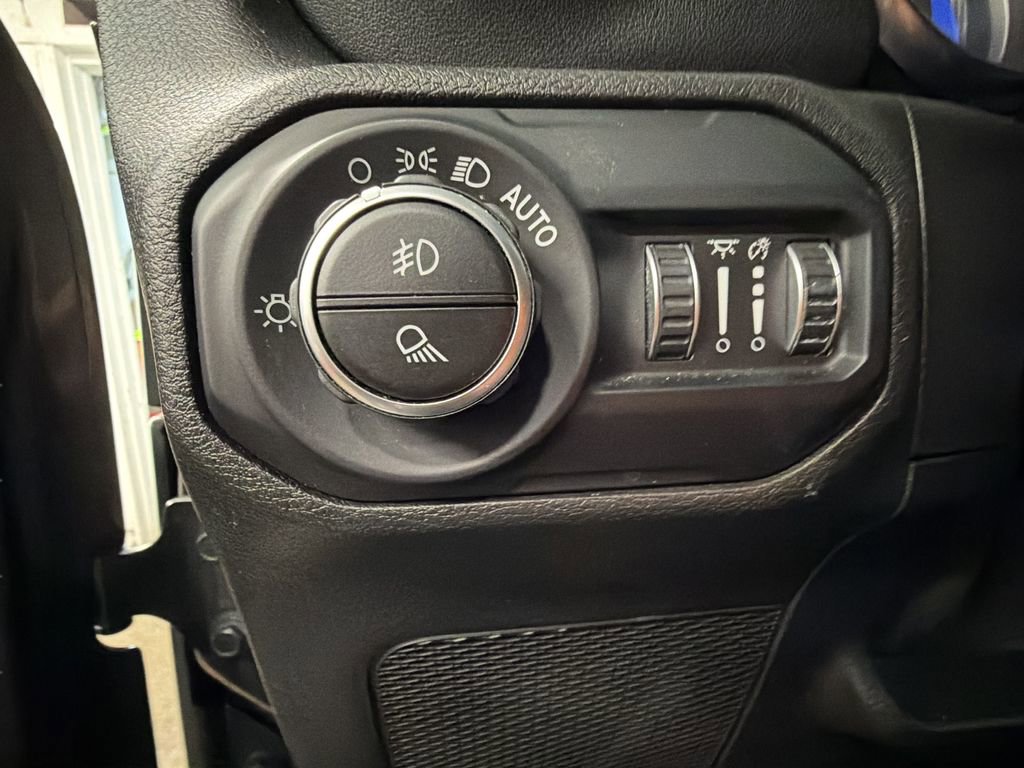 Used 2021 Jeep Gladiator Overland w/ Popular Equipment Package image 20
