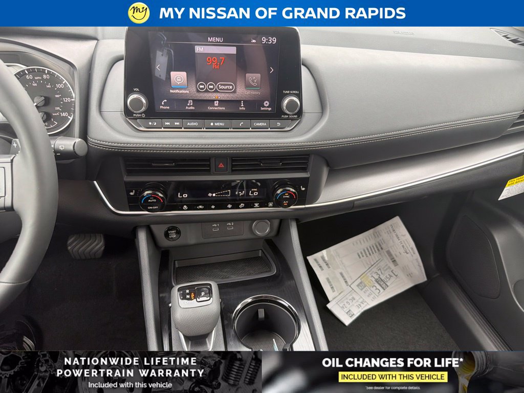 New 2026 Nissan Rogue Dark Armor AWD/4WD image 16