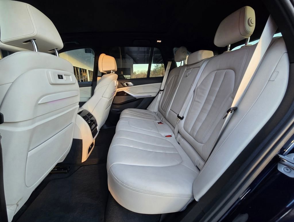 Used 2020 BMW X5 xDrive40i w/ Luxury Seating Package AWD/4WD image 19