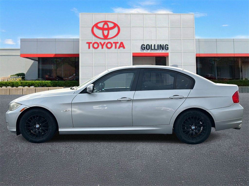 Used 2010 BMW 328i Sedan image 2