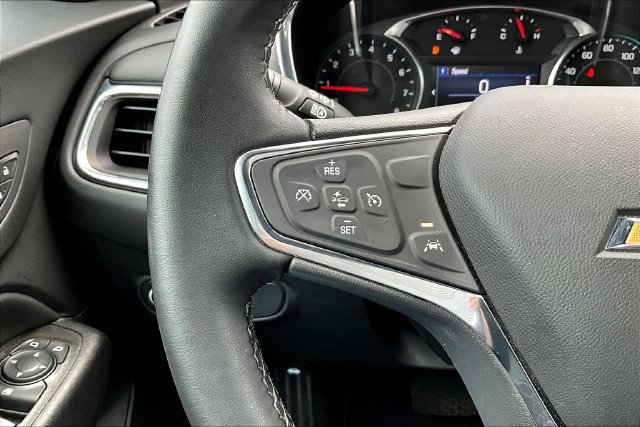 Used 2023 Chevrolet Equinox LT FWD image 11