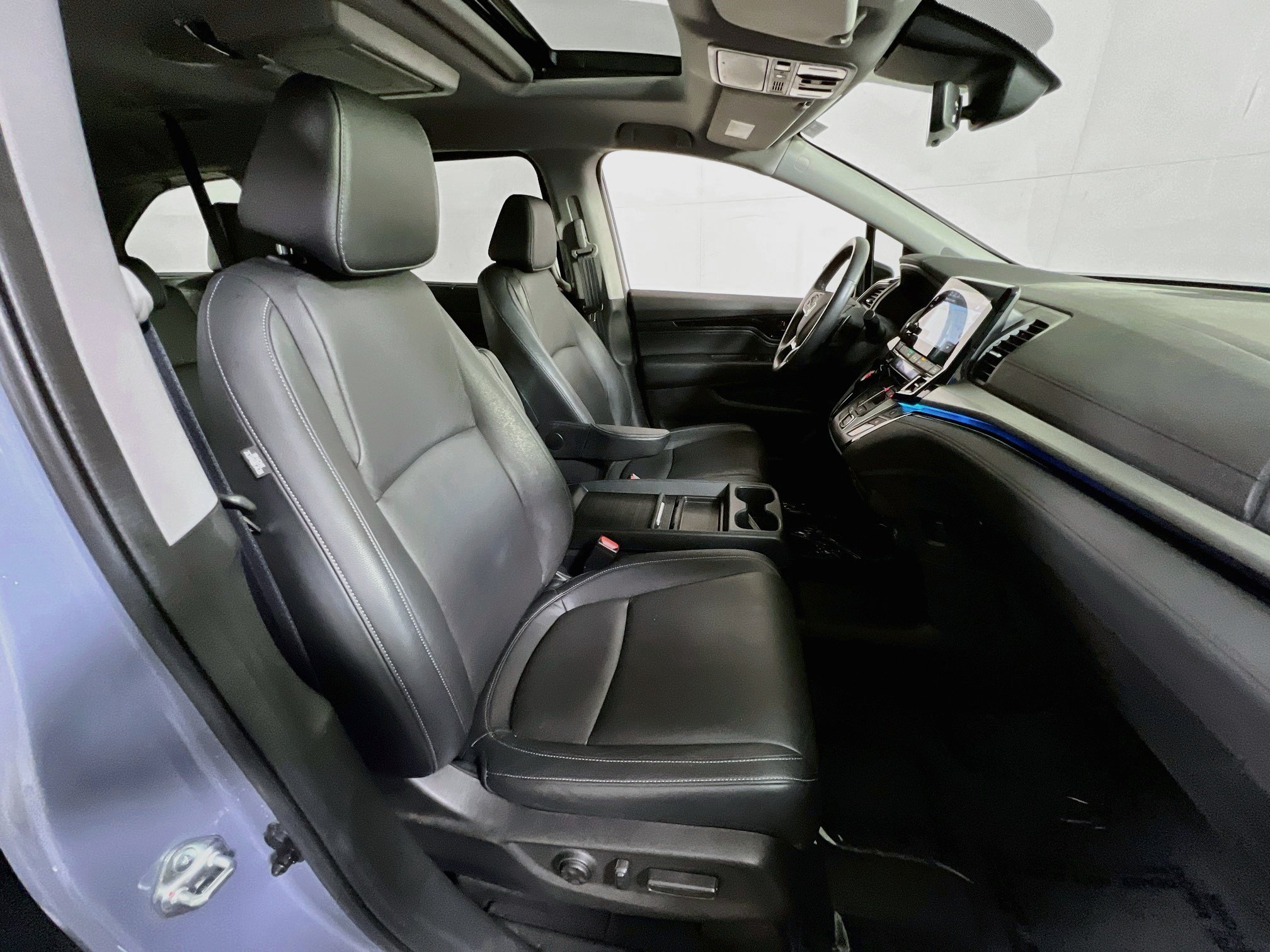Used 2023 Honda Odyssey Touring image 31