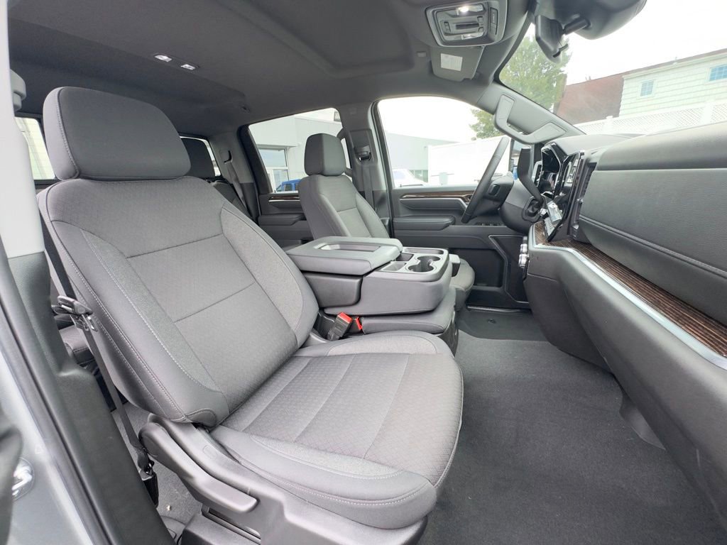 Used 2025 GMC Sierra 2500 SLE w/ SLE Value Package; image 21