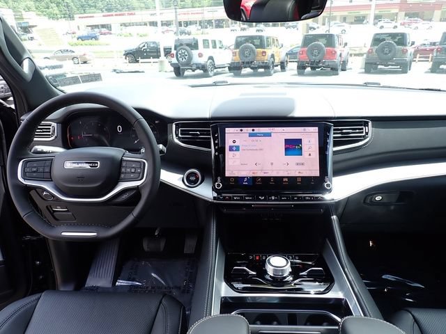 New 2026 Jeep Grand Wagoneer Limited AWD/4WD image 14