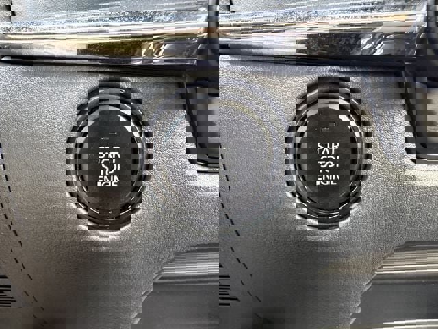 Used 2025 MAZDA CX-30 AWD 2.5 S w/ Preferred Package image 19