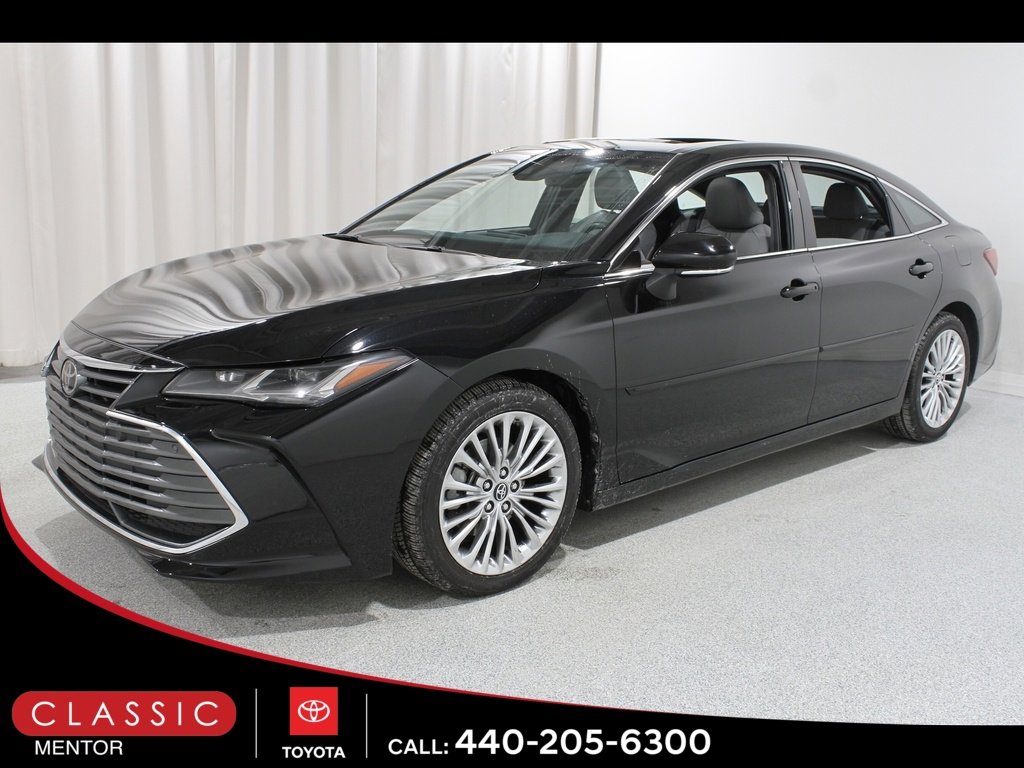 Certified 2019 Toyota Avalon Limited image 3