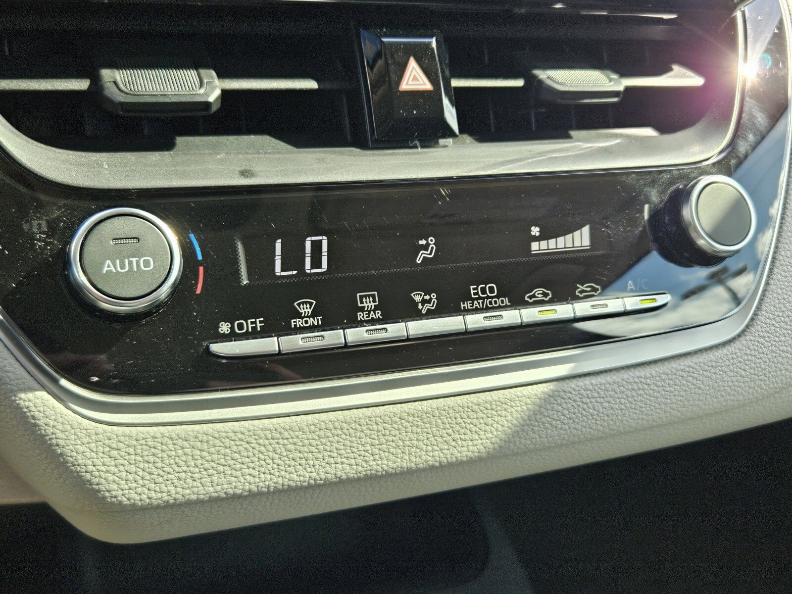 Certified 2025 Toyota Corolla LE image 13