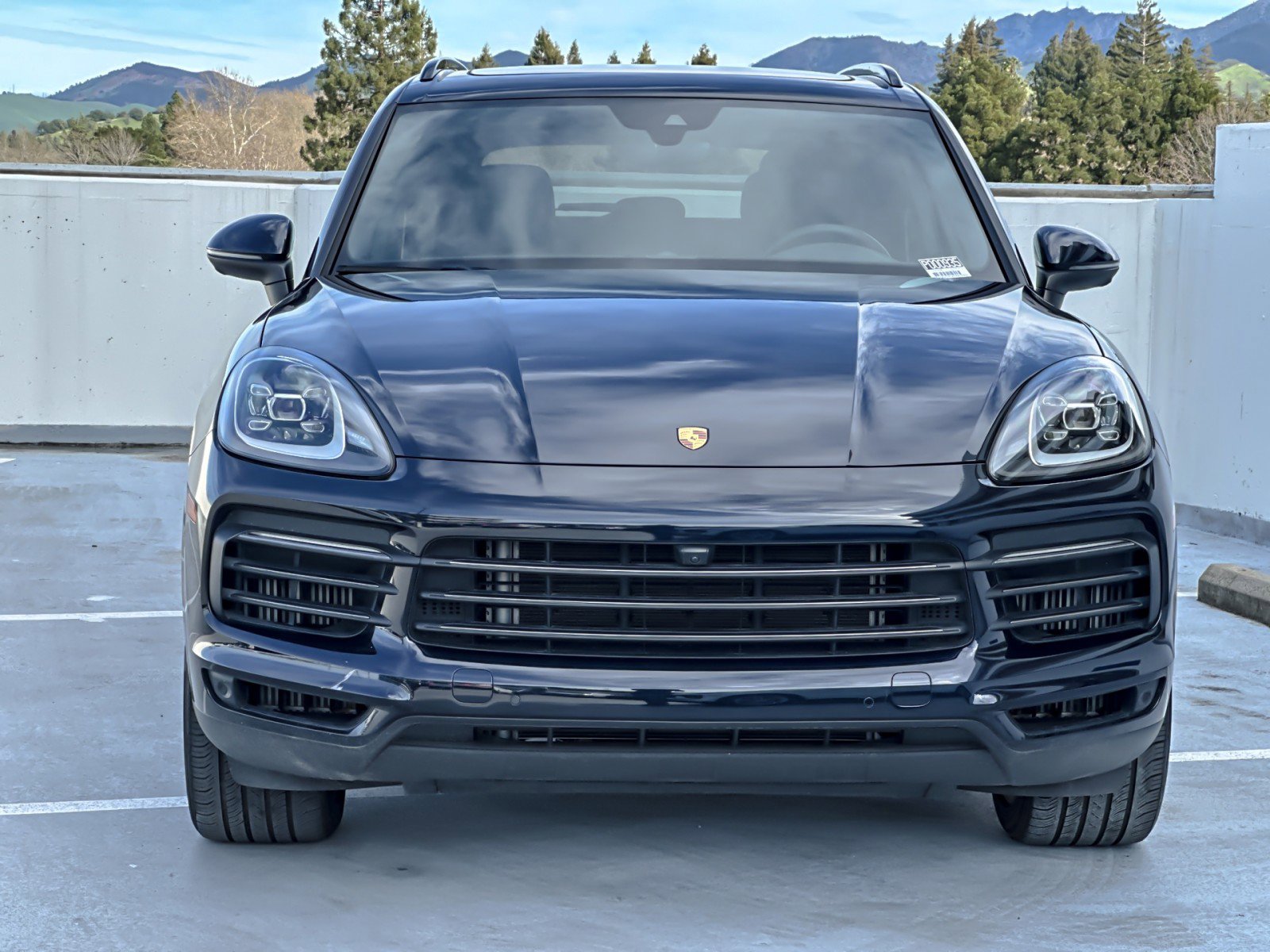 Certified 2023 Porsche Cayenne Platinum Edition image 11