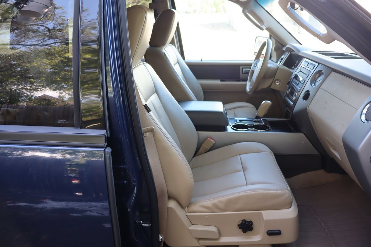 Used 2011 Ford Expedition EL XLT w/ 201A Rapid Spec Order Code AWD/4WD image 24