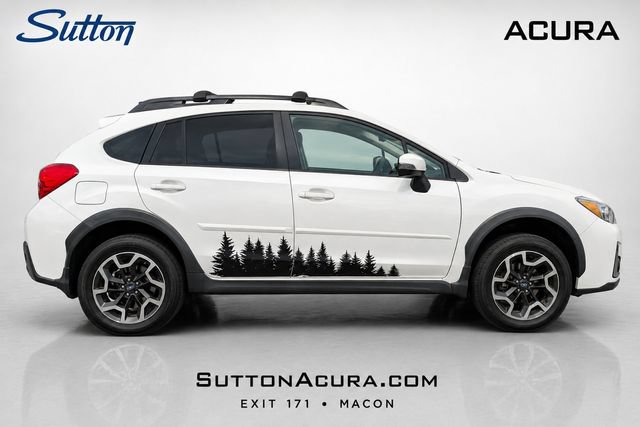 Used 2017 Subaru Crosstrek 2.0i Limited w/ Popular Package #2 AWD/4WD image 2