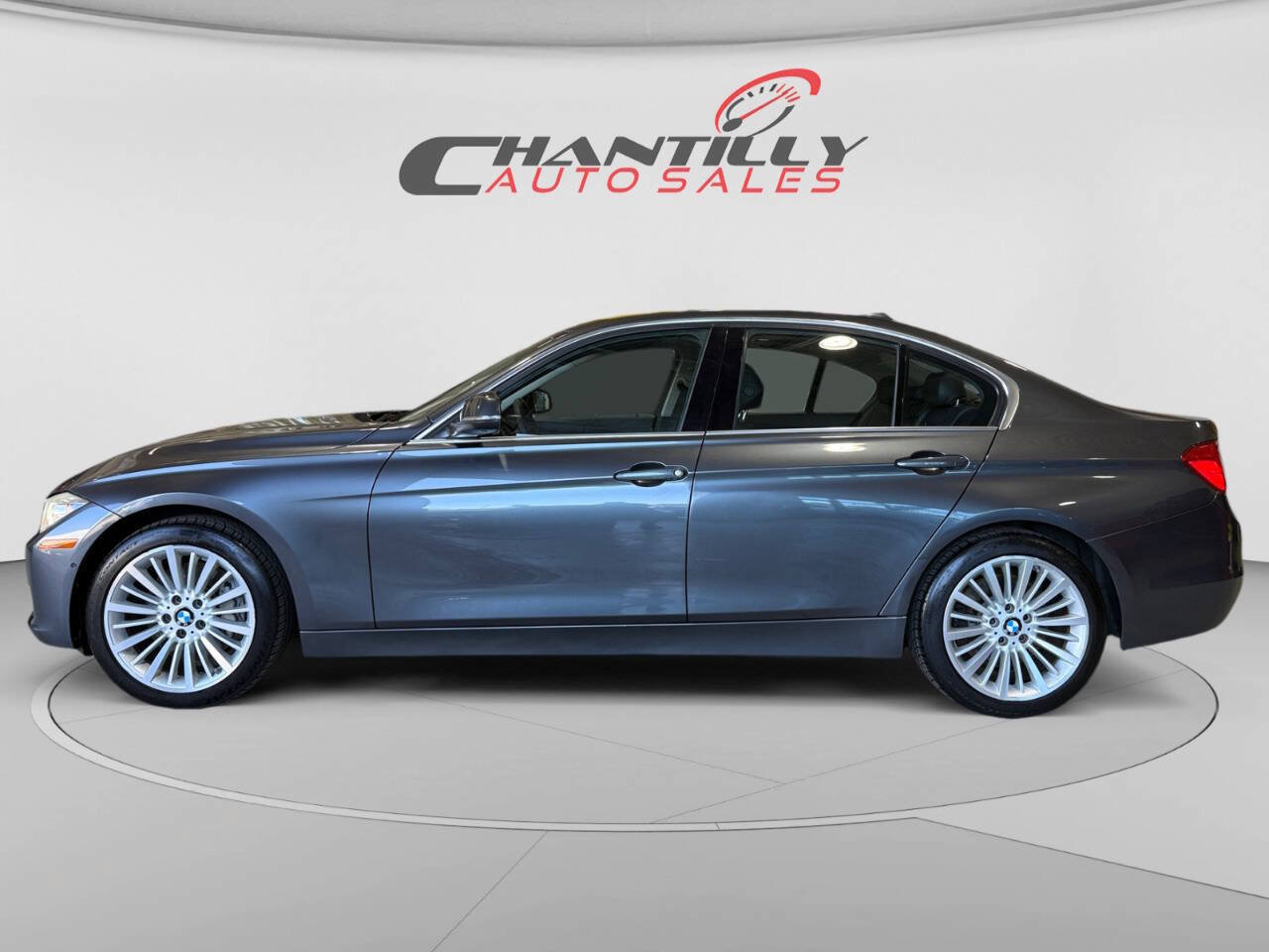Used 2012 BMW 335i Sedan RWD image 2