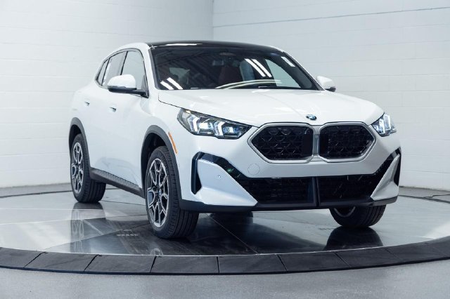 New 2027 BMW X2 xDrive28i AWD/4WD image 5