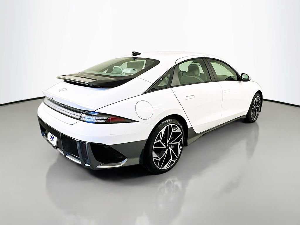 New 2025 Hyundai Ioniq 6 SEL image 5