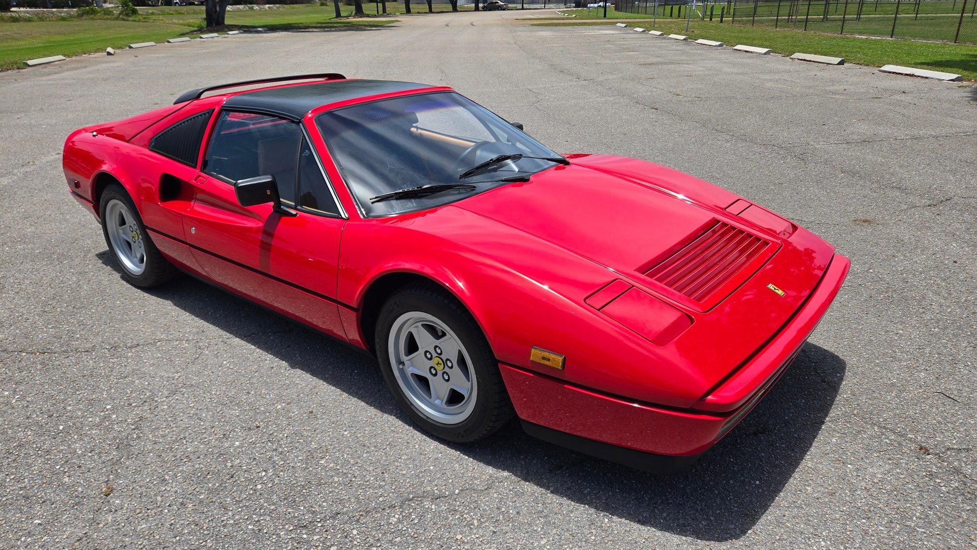 Used 1988 Ferrari 328 GTS image 9