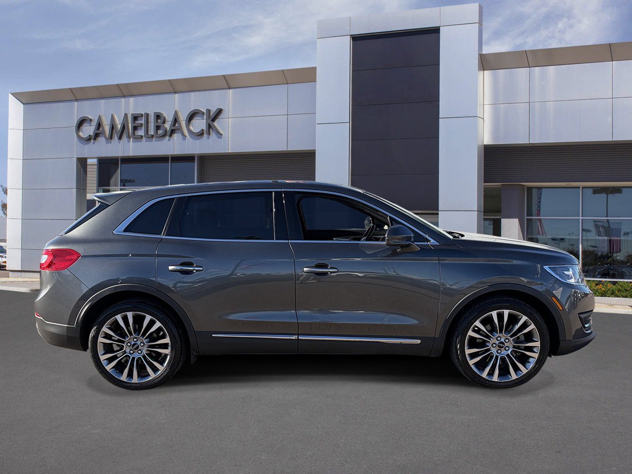 Used 2017 Lincoln MKX Reserve w/ Lincoln MKX Climate Package AWD/4WD image 7