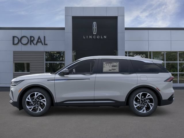 New 2026 Lincoln Nautilus Premier AWD/4WD image 3