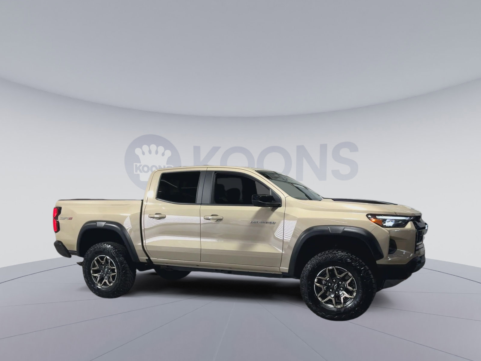 Used 2024 Chevrolet Colorado ZR2 w/ Technology Package image 2