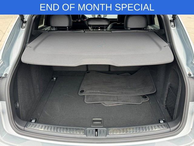 Used 2025 Porsche Macan image 13