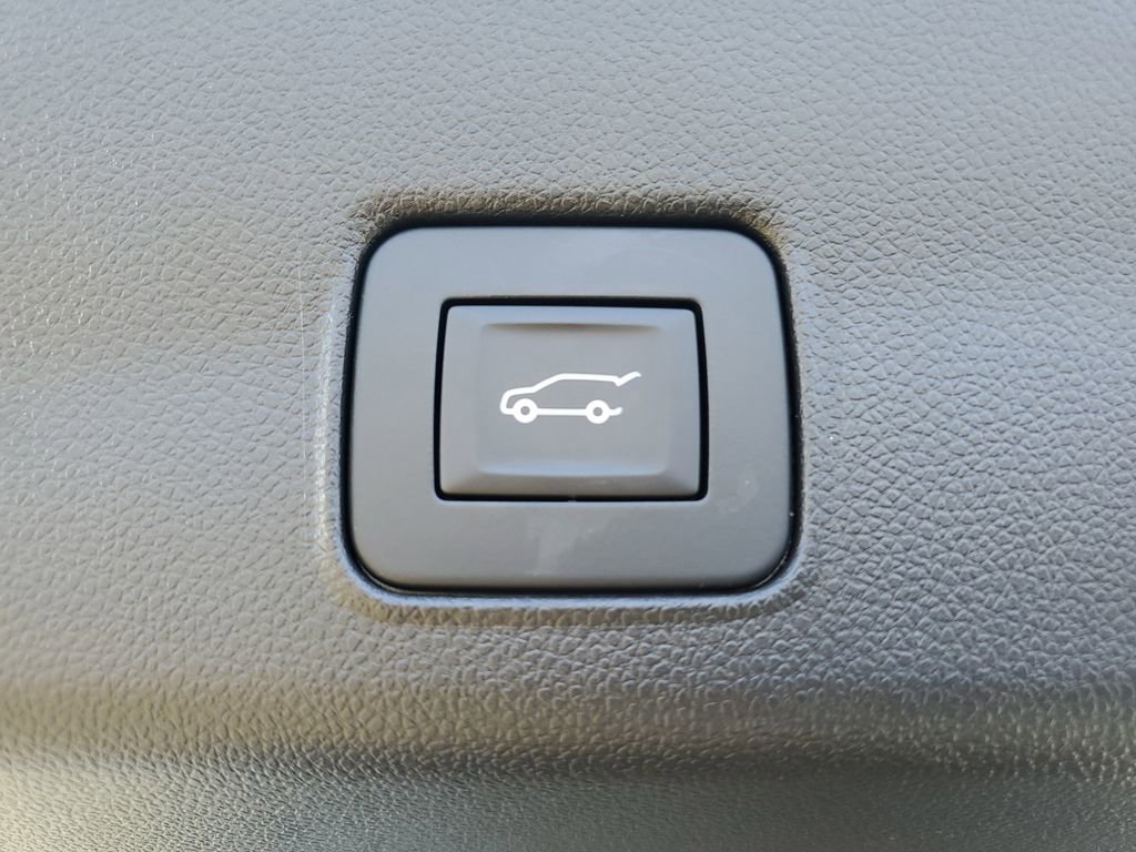 Used 2024 Chevrolet TrailBlazer ACTIV w/ Convenience Package image 10