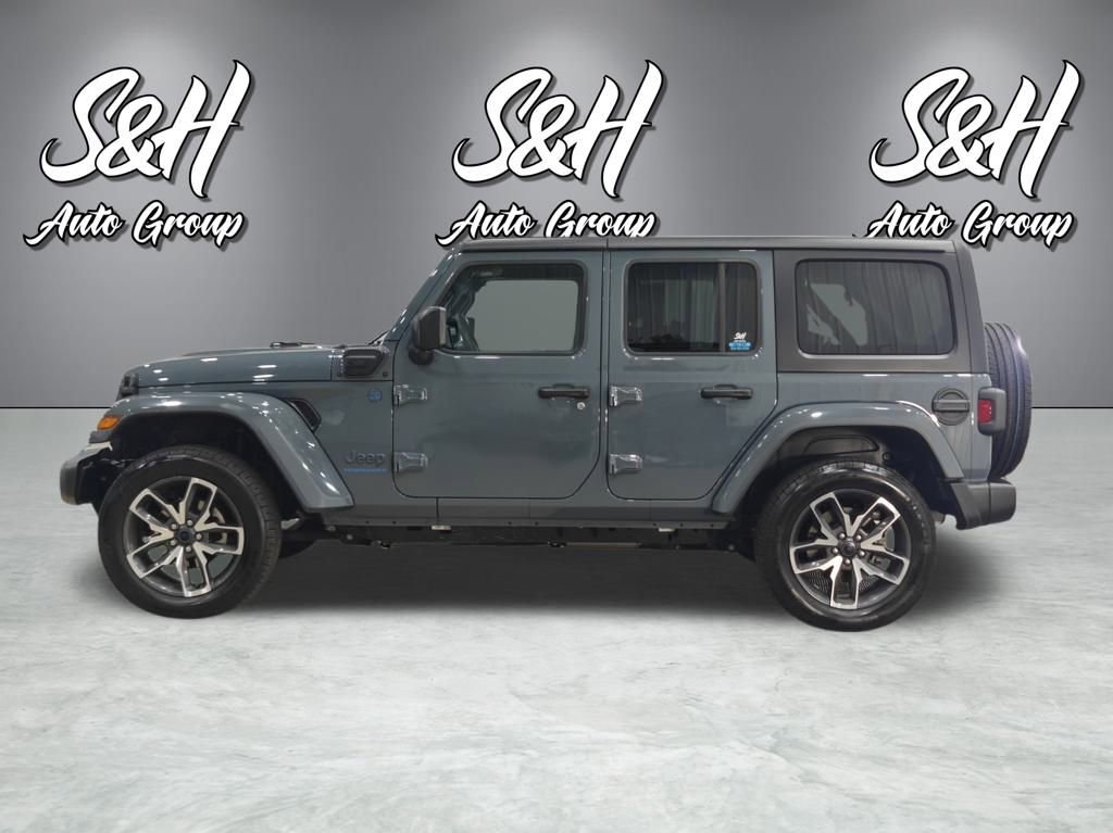 Used 2024 Jeep Wrangler Unlimited image 15