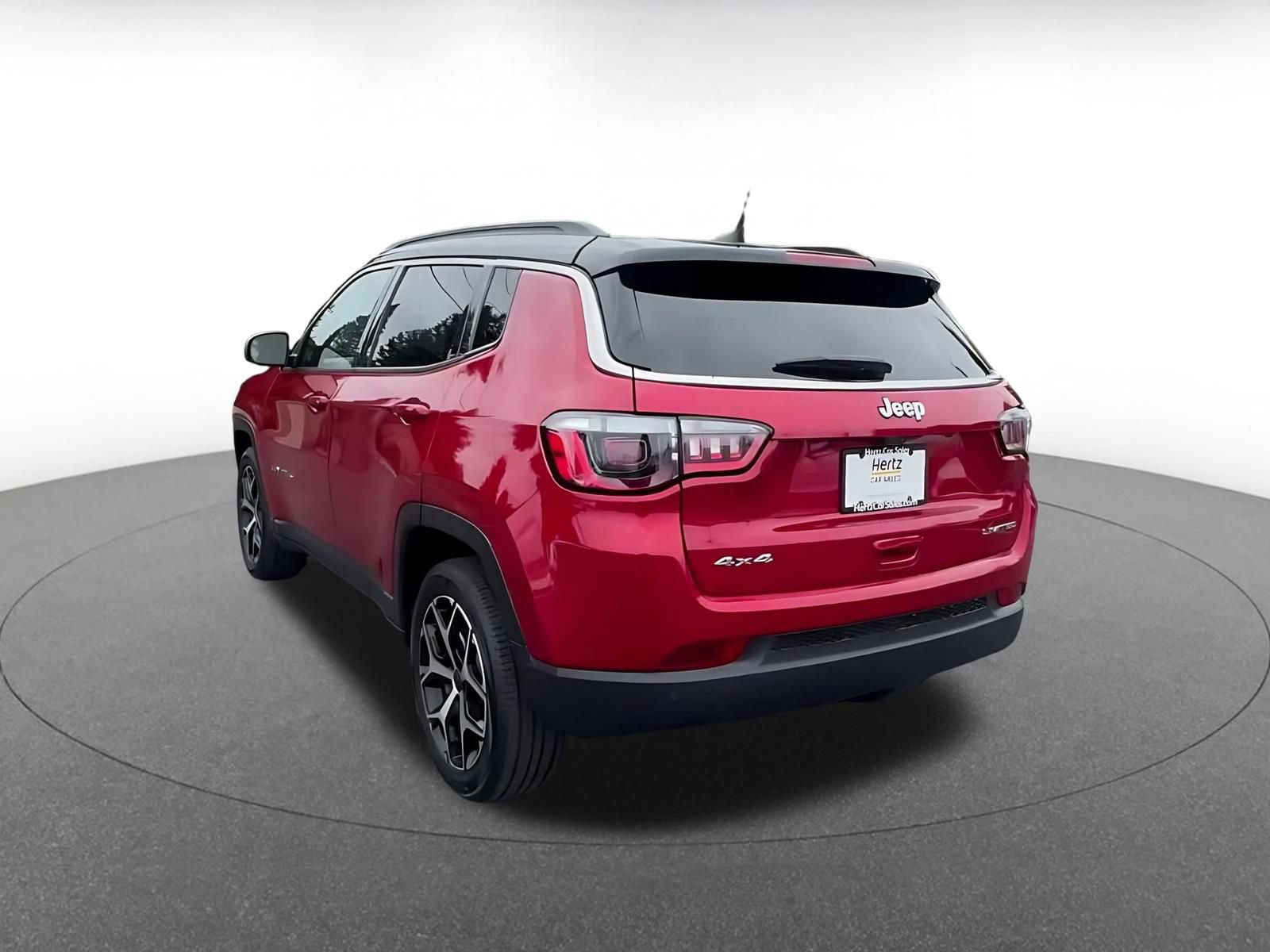 Used 2025 Jeep Compass Limited AWD/4WD image 10